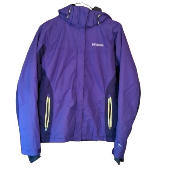 Columbia Jackets & Blazers - Columbia woman size medium Omni-Heat hooded jacket